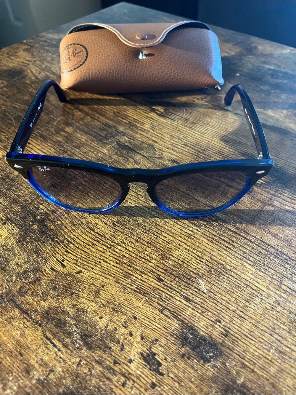 Ray-Ban Black and Blue Round Frame Sunglasses With Case
